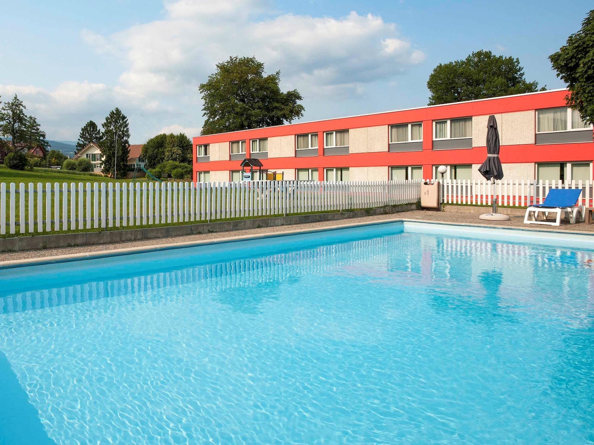 Ibis 3 Lacs Neuchatel Thielle Zewnętrze zdjęcie