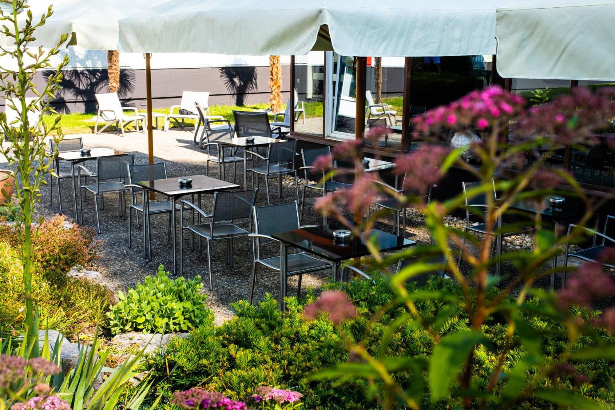Ibis 3 Lacs Neuchatel Thielle Zewnętrze zdjęcie