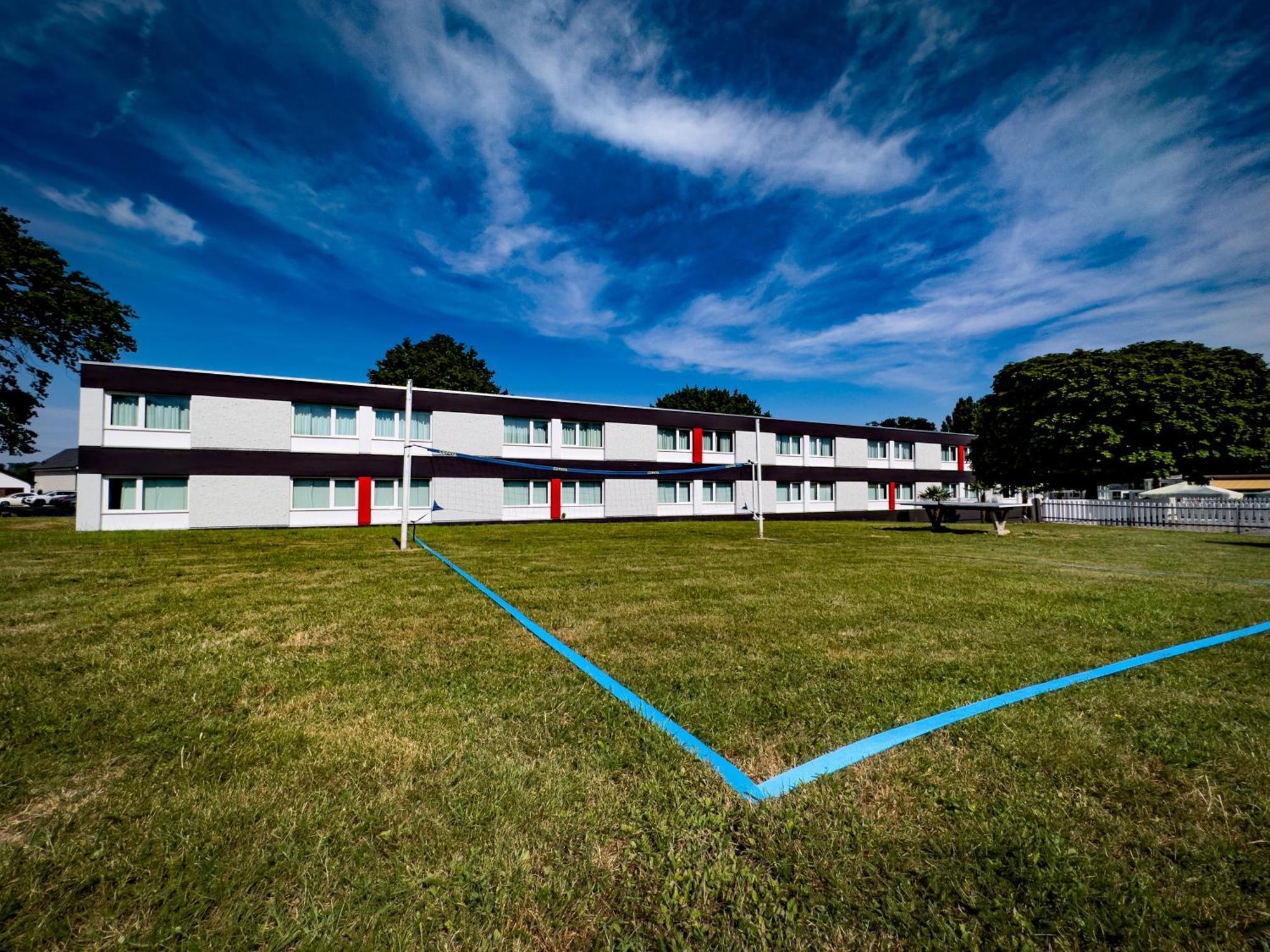 Ibis 3 Lacs Neuchatel Thielle Zewnętrze zdjęcie