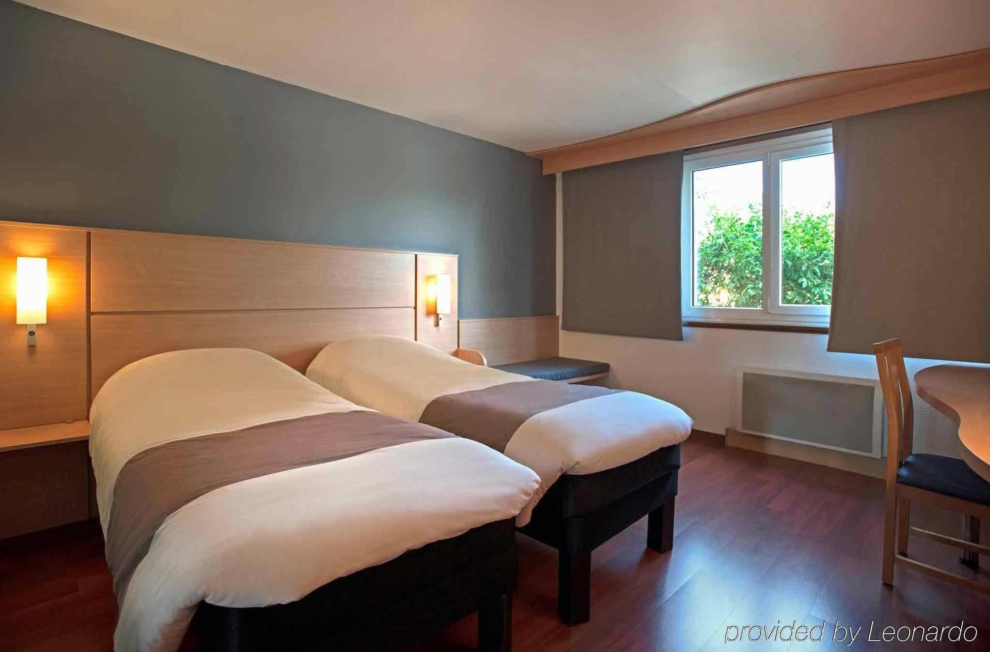 Ibis 3 Lacs Neuchatel Thielle Zewnętrze zdjęcie